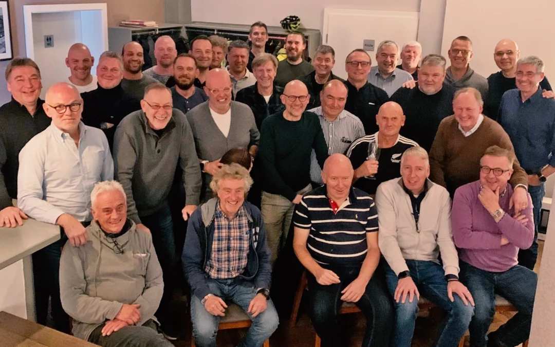 Rugbysenioren beim Grünkohlessen